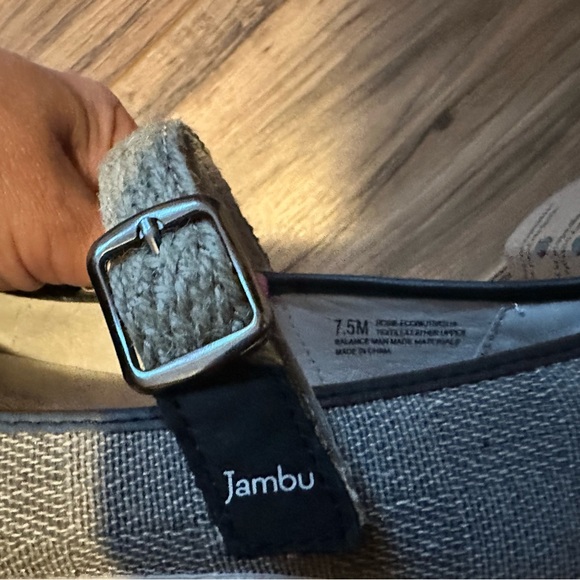 Jambu Eco Design - Picture 2 of 4